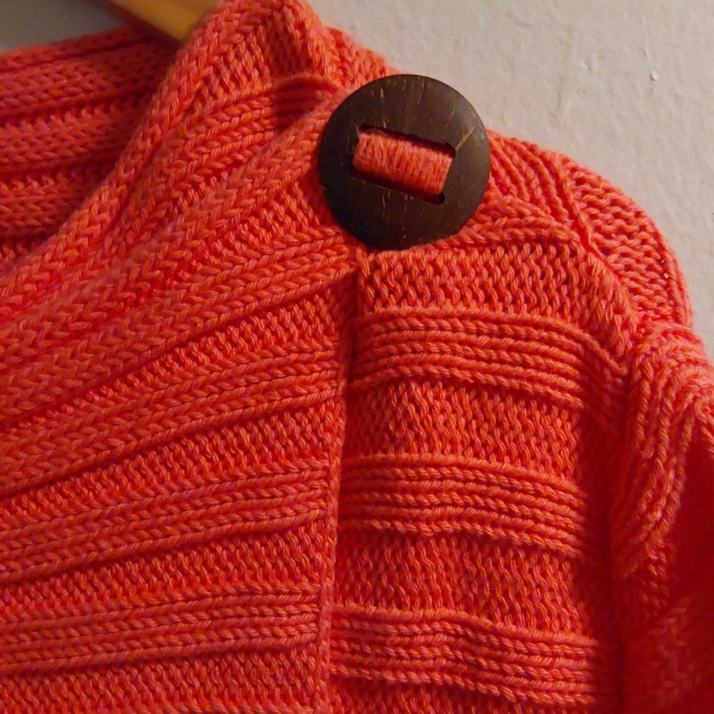 Wrap sweater - Picture 3 of 6